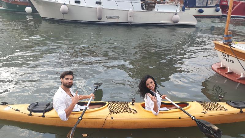 Andi Constantin și Catrina pe barcă