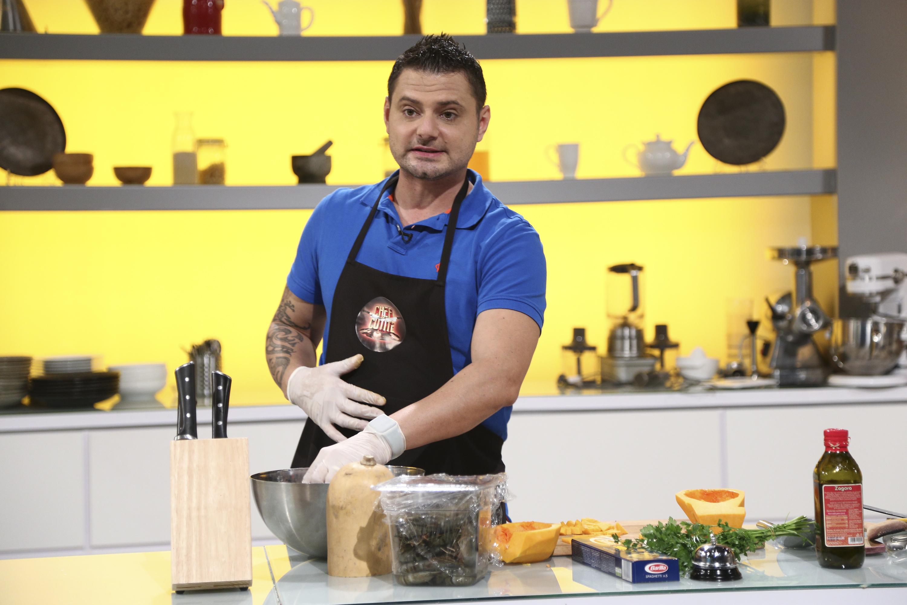 Vincenzo Manna gătind la chefi la cuțite