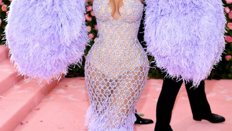 Kylie Jenner se numără printre celebritățile care și-a arătat cele mai frumoase părți ale corpului în bikini