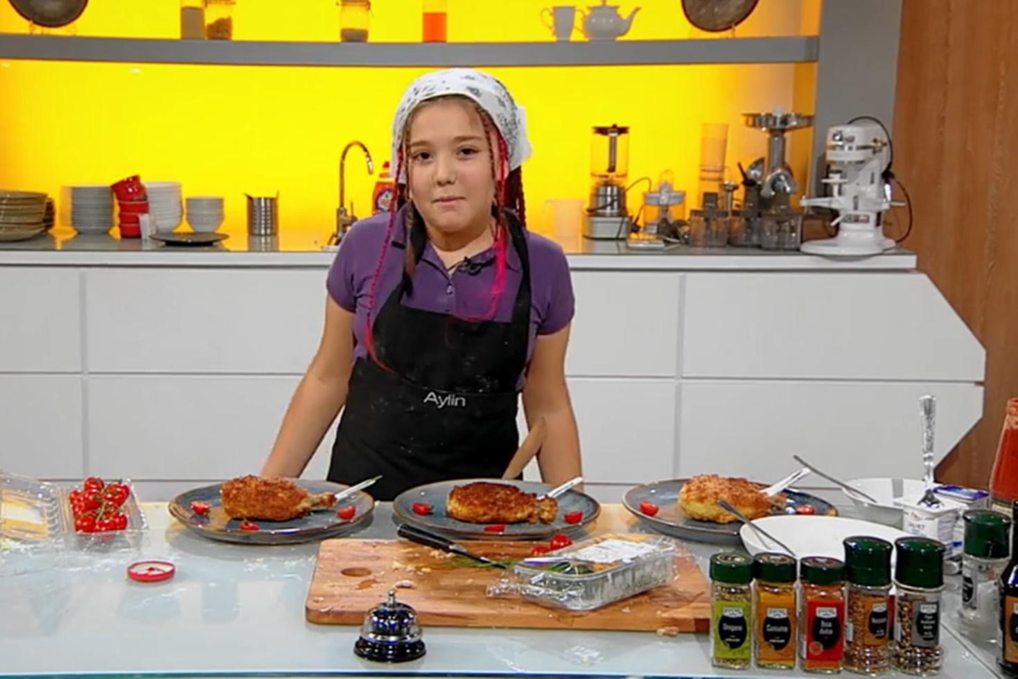 Aylin Cozma la Chefi la cuțite cu o rețetă de copănele false de pui