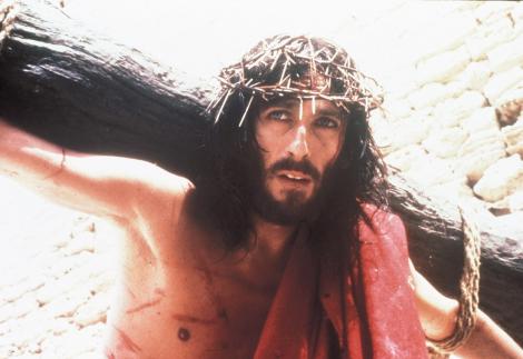Antena 1 difuzează mini seria „Iisus din Nazareth”, produsă de Franco Zeffirelli