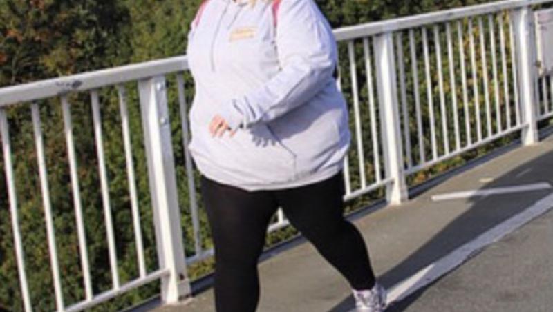 Kelly Ryder a renunțat la mâncarea de la fast food și a topit ca prin minune 82 de kilograme