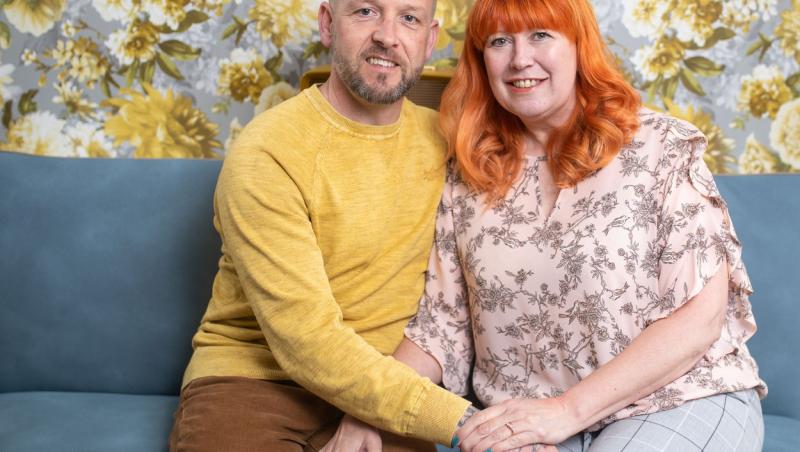 Claire Burke și David s-au mutat împreună după 20 de ani de relație și 8 ani de căsnicie