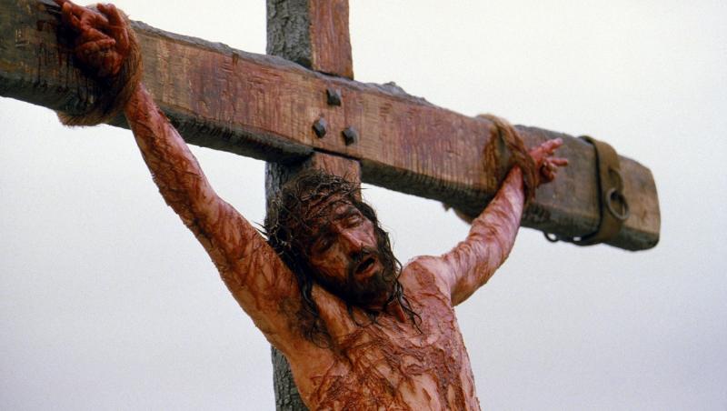 Jim Caviezel a interpretat rolul lui Iisus în filmul regizat de Mel Gibson, “The Passion of the Christ”.