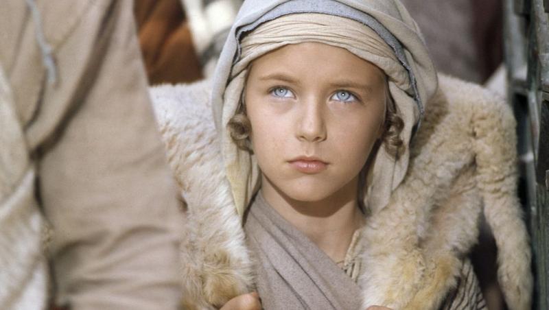 Ce i-a atras atenția regizorului Franco Zeffirellli au fost ochii lui Lorenzo, de un albastru pur, la fel ca în cazul lui Robert Powell, cel care l-a interpretat pe Iisus adult.