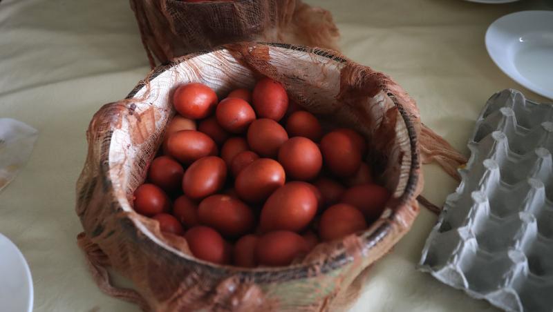Câte ouă este permis să consumăm într-o singură zi. Nutriționiștii ne spun cât și cum este sănătos să mâncăm în perioada Paștelui