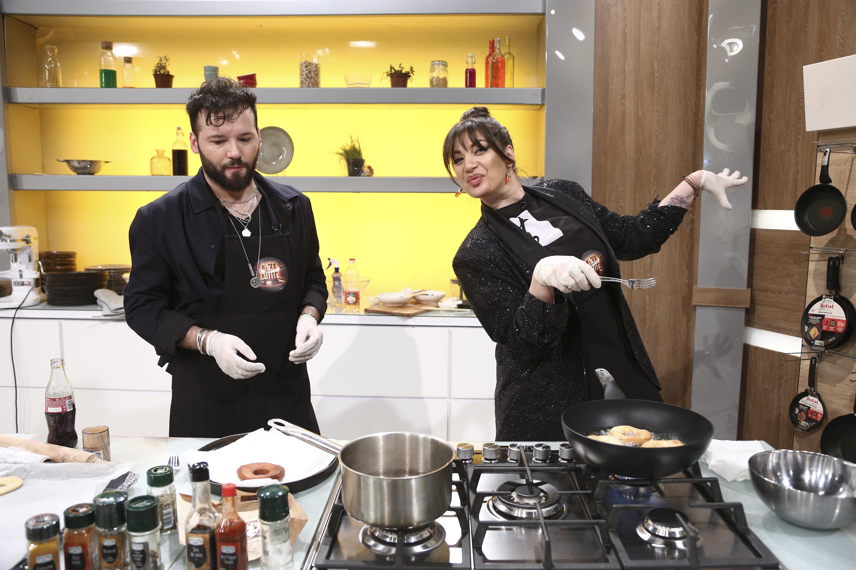 Chefi la cuțite, 27 aprilie 2021. Cocuța și Bogdan Boantă au făcut show în bucătărie! Ce surpriză au pregătit chefilor