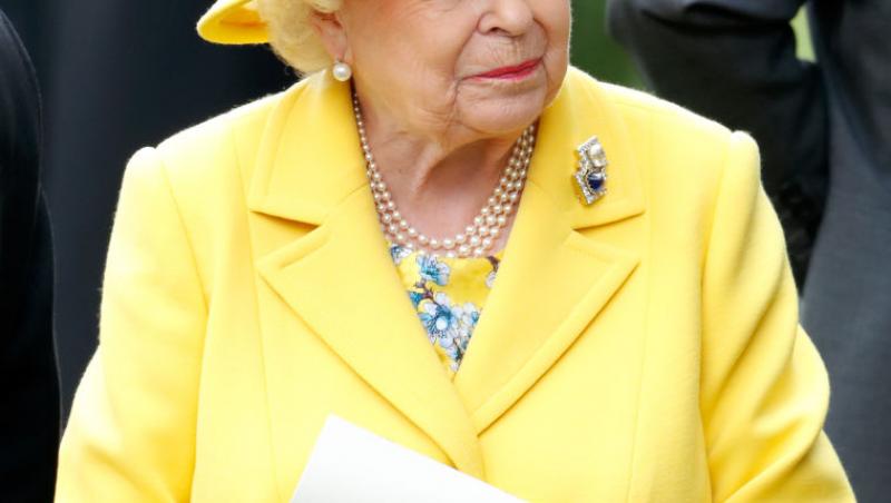 Mulți dintre cei care le admiră pe frumoasele doamne de la casa regală a Marii Britanii cred că bijuteriilor pe care le poartă sunt doar pentru a le aduce un plus de extravaganță, dar nu e deloc așa.