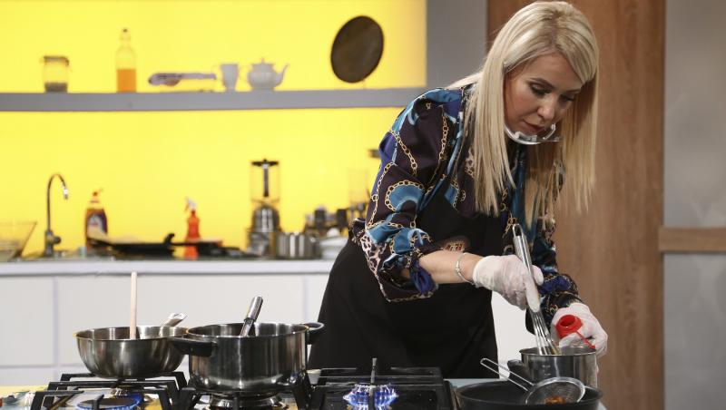 Claudia Cristescu vine la Chefi la cuțite să gătească rețeta favorită a lui Robert DeNiro.