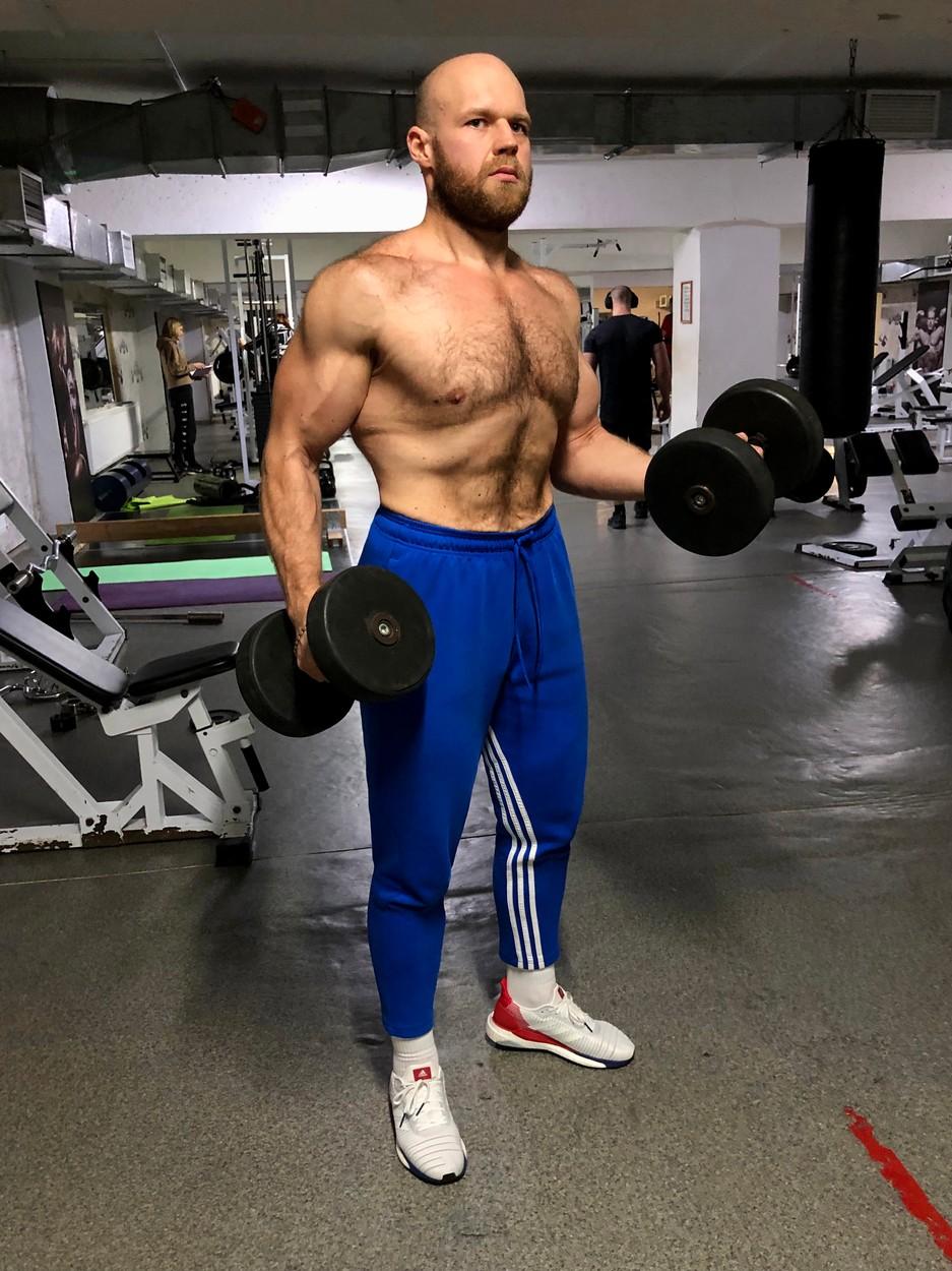 Denis Shevchenko, poză realizată în sala de sport, după ce a slăbit 90 de kilograme