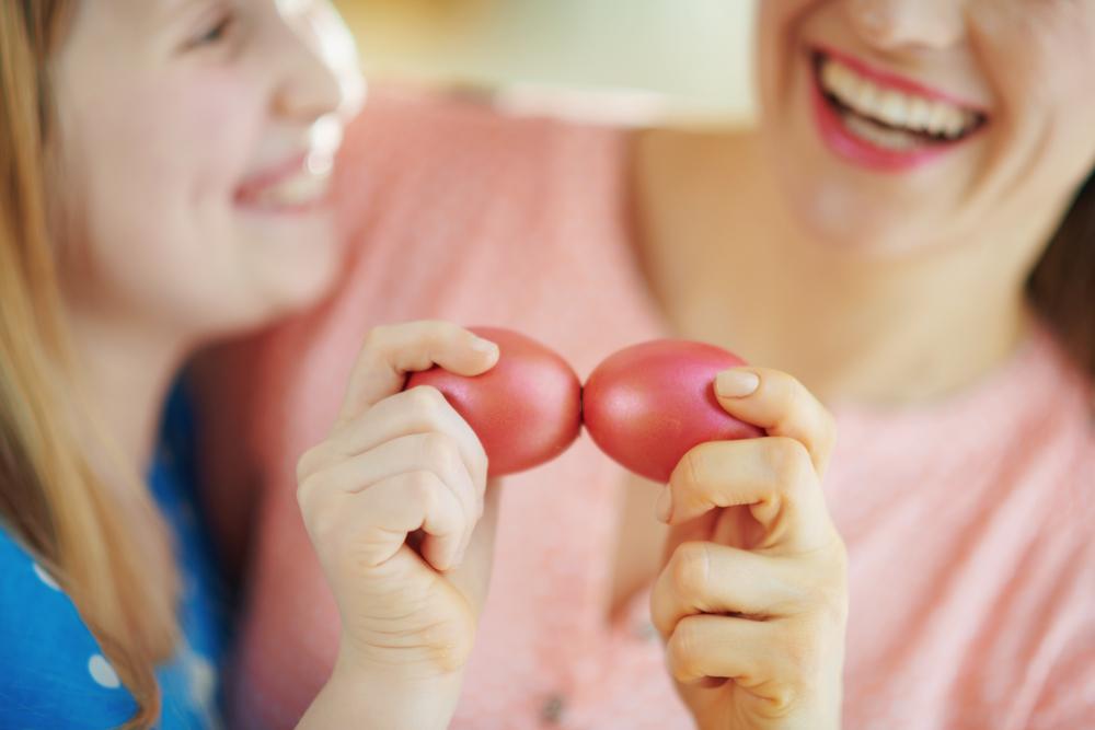 Tradiții și obiceiuri &icirc;n ziua de Paște. Ce superstiții s-au păstrat din bătr&acirc;ni