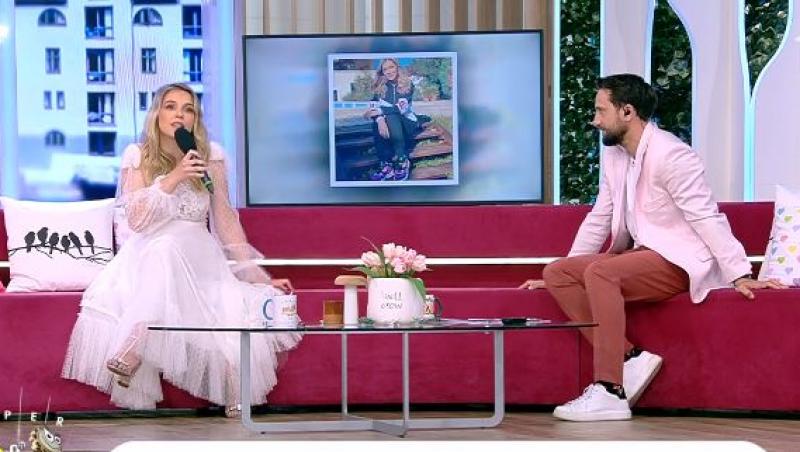Andreea Ibacka a povestit la emisiunea Neatza cu Răzvan și Dani despre cum a aflat că o să fie din nou mamă, unde și cu cine era în ziua respectivă