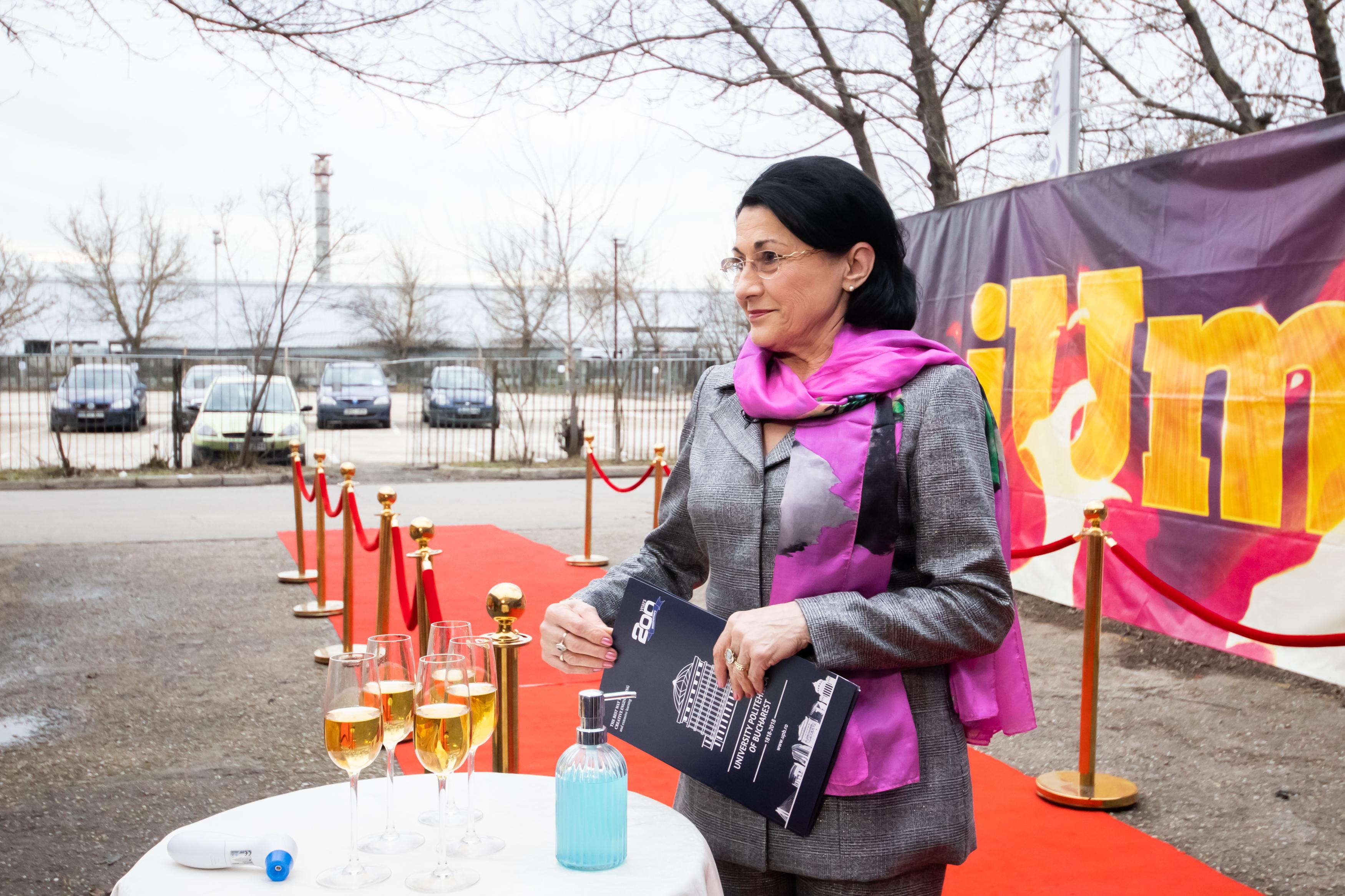 ecaterina andronescu iumor