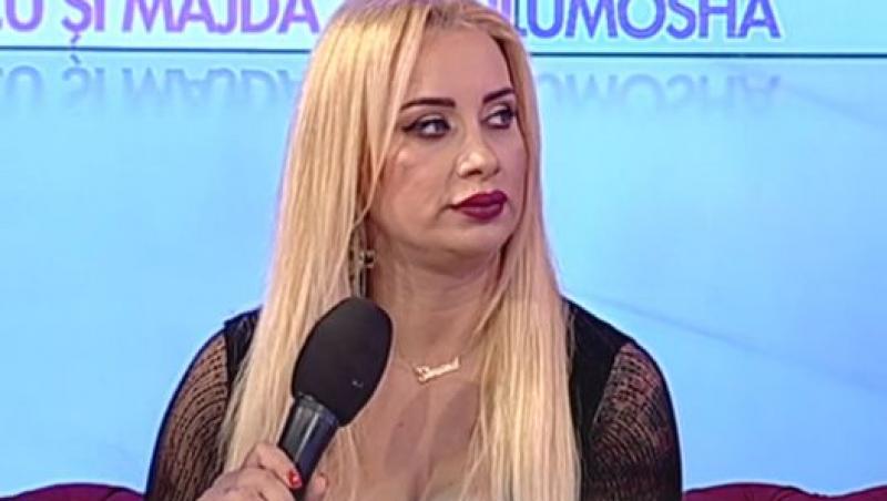 Simona Trașcă, îmbrăcată sexy, în negru, la tv