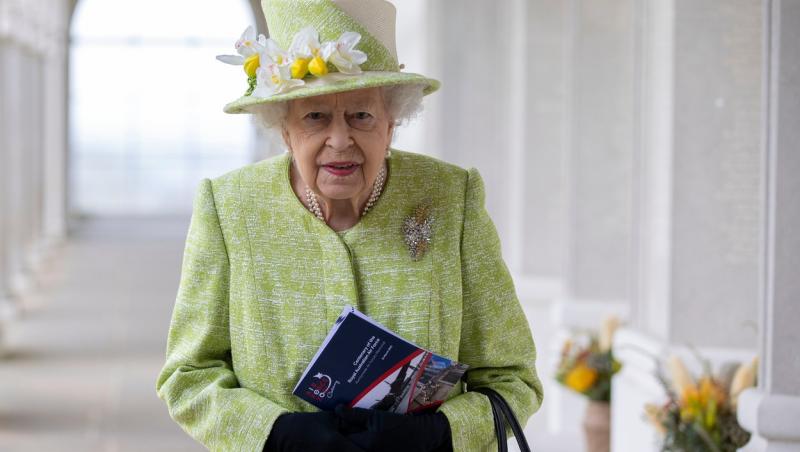 Pe 12 iunie, Regina Elisabeta a II-a și-a serbat ziua de naștere în mod official, când a avut loc și o paradă fastuoasă în cinstea ei.