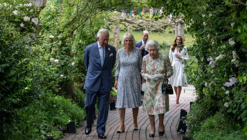 Regina Elisabeta a II-a a Marii Britanii a fost gazda unei recepţii în onoarea liderilor statelor din grupul G7