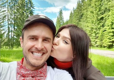 Șerban Copoț și-a botezat fetița. Primele poze de la evenimentul care a avut loc sâmbătă