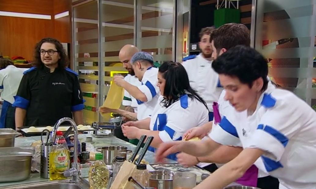 Florin Dumitrescu, juratul emisiunii „Chefi la cuțite”, alaturi de echipa lui catalin amarandei in finala