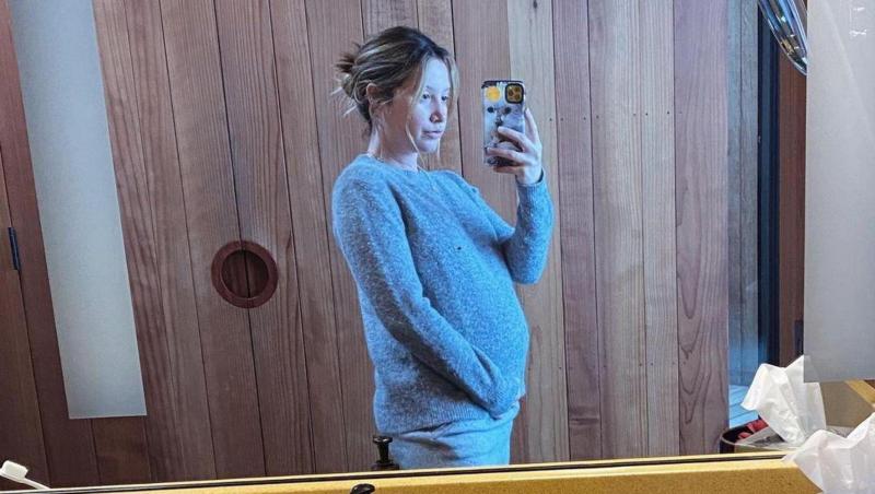 Ashley Tisdale, poză gravidă. Actrița a născut o fetiță
