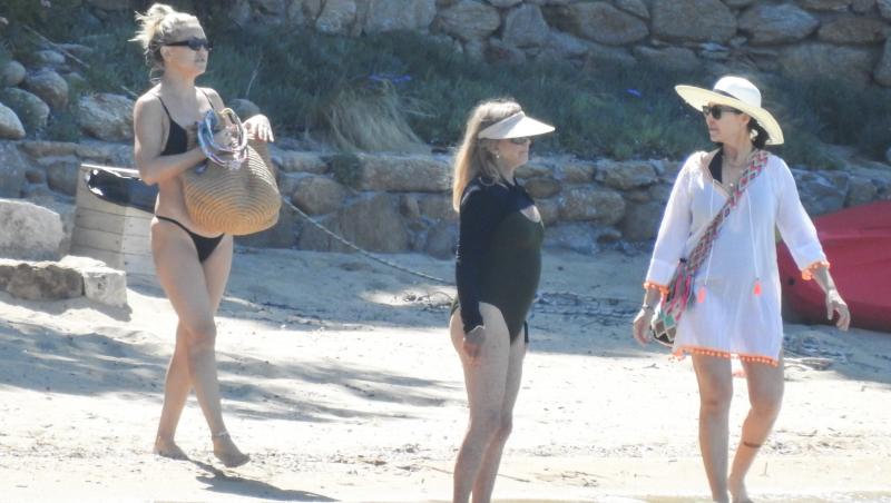 Goldie Hawn a fost surprinsă în vacanță alături de fiica ei celebră, Kate Hudson