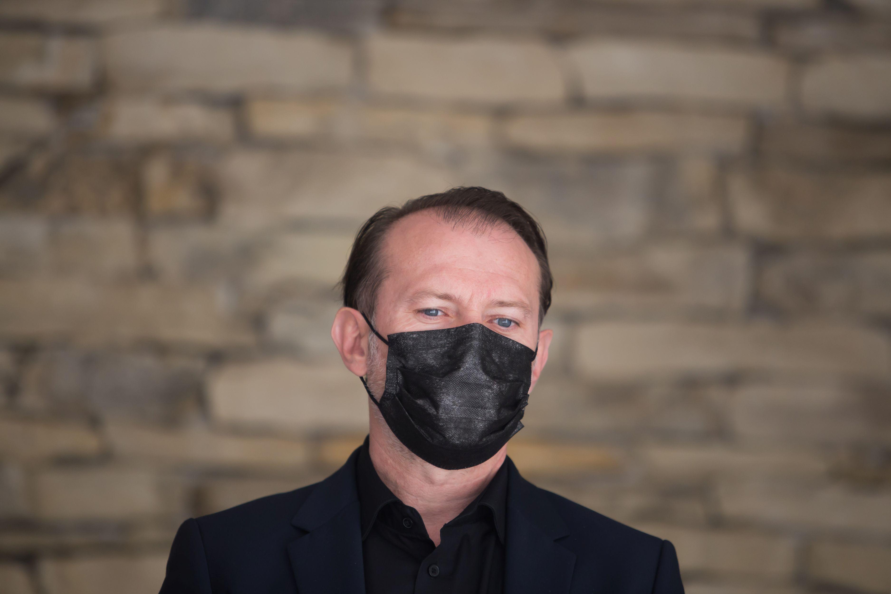 Noi măsuri de relaxare de la 1 iulie 2021. Scăpăm sau nu de tot de mască? Declarațiile premierului Florin C&icirc;țu