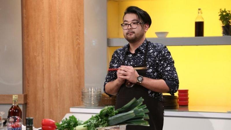 Rikito Watanabe, simpaticul japonez care a făcut furori în cadrul emisiunii Chefi la cuțite, a arătat publicului cu ce se ocupă atunci când se află în afara competiției.