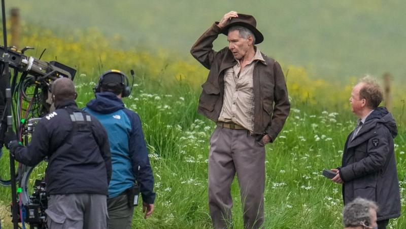 Harrison Ford, în timpul filmărilor pentru "Indiana Jones 5", în Marea Britanie - iunie, 2021