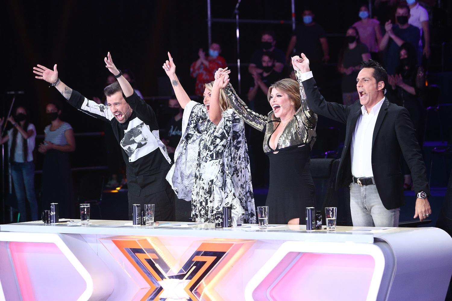 Delia, Loredana, Ștefan Bănică și Florin Ristei, la masa juriului X Factor