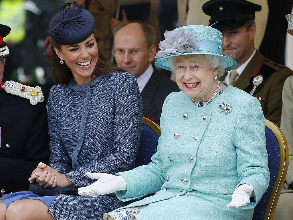 Kate Middleton împreună cu Regina Elisabeta a II-a a Marii Britanii, în iunie, 2021