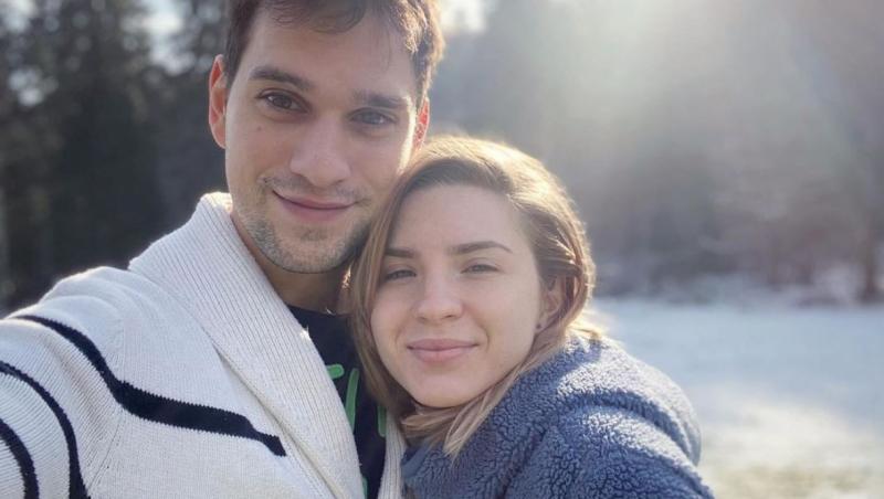 Vlad Gherman și Cristina Ciobănașu au anunțat în februarie anul acesta că ei își doresc să meargă pe drumuri separate, rupând logodna, după 9 ani de relație.