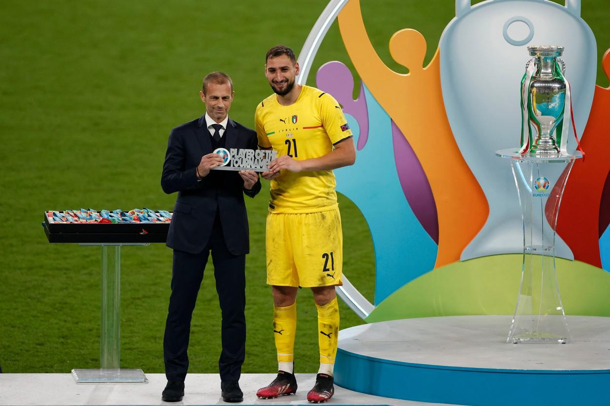 gianluigi donnarumma primeste trofeul de omul turneului euro 2020