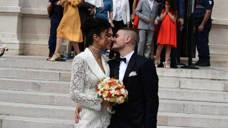 Marco Verratti, împreună cu soția lui, modelul Jessica Aidi, sărutându-se
