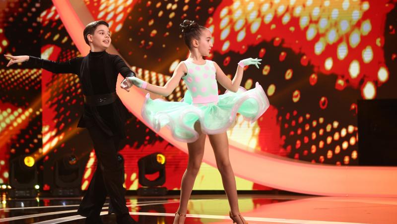 Diana Săndulescu și Rareș Drăguștescu, moment de dans pe scena Next Star 2021