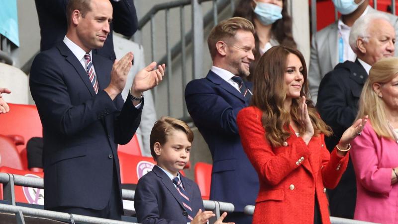 Prințul George a mers la un meci disputat în cadrul Euro 2020, alături de părinții săi, William și Kate Middleton, și a reușit să atragă toate privirile