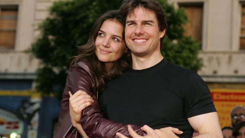 Suri Cruise, fiica lui Tom Cruise și Katie Holmes, a crescut extrem de mult și a moștenit cele mai frumoase trăsături de la părinții ei