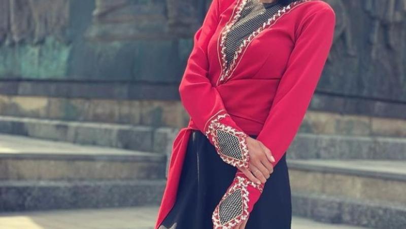Irina Fosor, îmbrăcată în roșu, în Asia Express