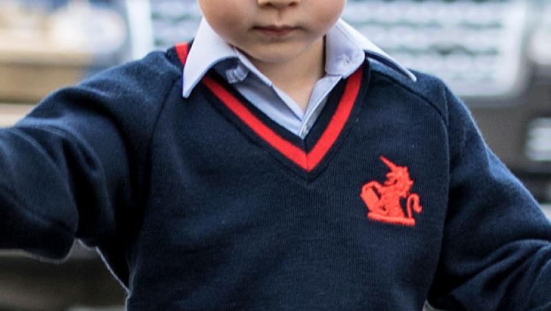 Ducii de Cambridge au postat de fiecare dată o fotografie-portret cu micuțul George, de când acesta a venit pe lume