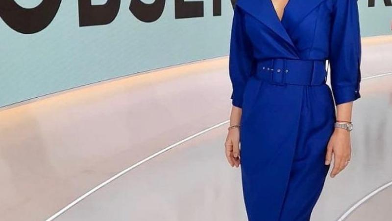 Alessandra Stoicescu în rochie albastră