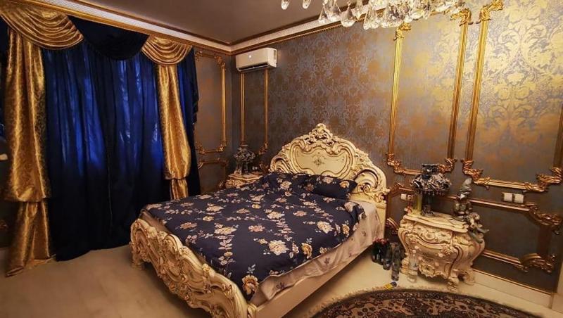 Dormitorul colonelului Alexei Safonov, din Rusia