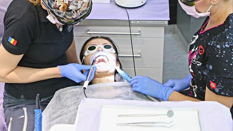 Tratamentul cu laser este utilizat în multiple domenii ale medicinei dentare.