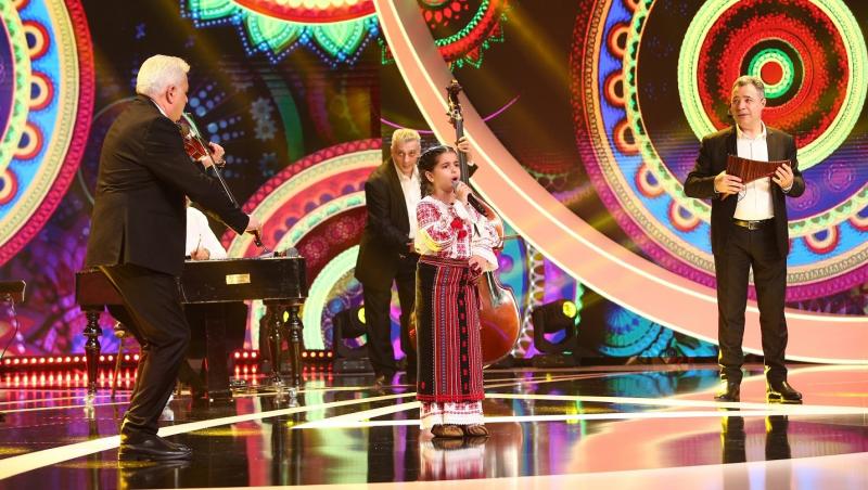 Daria Mușat i-a uimit pe jurații Next Star, sâmbătă seara, la Antena 1, cu talentul său, dar și cu dragostea pentru muzica populară, iar cei de acasă au votat-o și au trimis-o în Finala de Popularitate a celui de-al zecelea sezon.