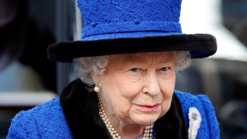 În vizitele oficiale pe care le-a făcut în ultimele săptămâni, Regina Elisabeta a II-a a părut fericită, iar cei din jur se întrebau dacă a trecut deja peste pierderea iubitului ei soț.