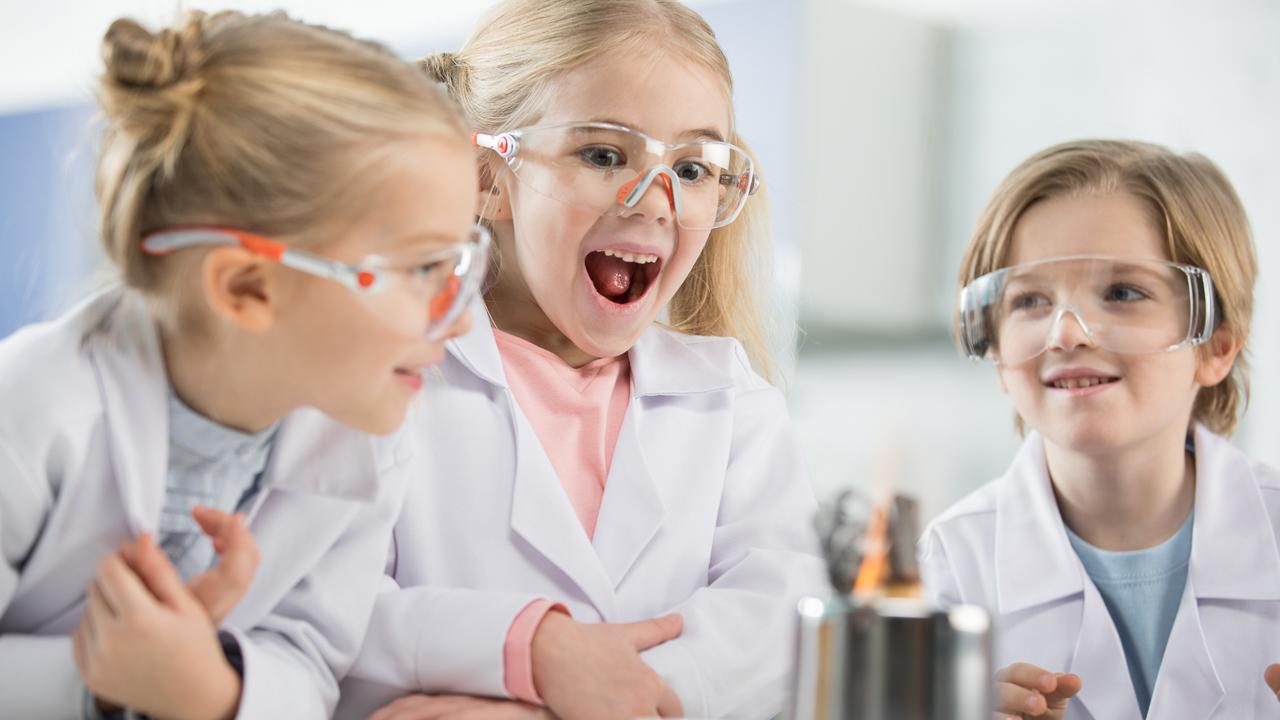 Studiul distractiv și relaxarea se &icirc;mbină la Școala de vară organizată de Fundația Dan Voiculescu pentru Dezvoltarea Rom&acirc;niei