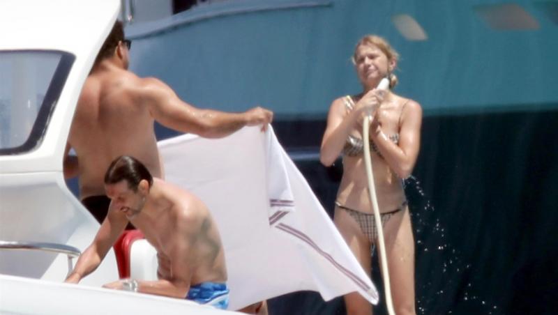 Ronaldo Nazario se mândrește cu o iubită top-model. Cum arată Celina Locks, care e mai tânără cu 11 ani decât el