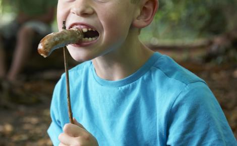 Un băiat a mâncat doar cârnați timp de 15 ani. Cum arată azi Ben Simpson