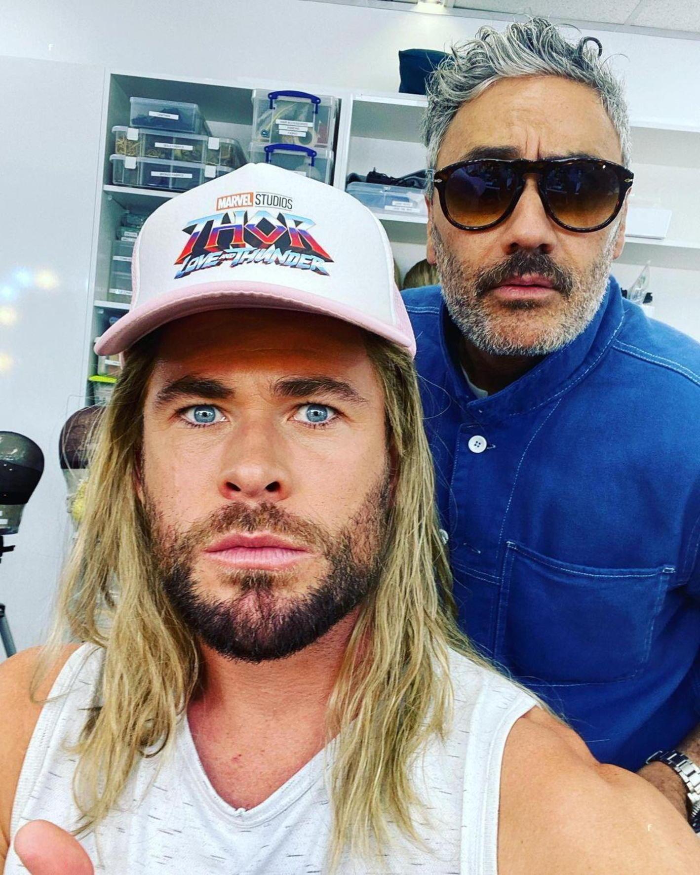 Chris Hemsworth a împlinit 38 de ani. Cum l-au sărbătorit apropiații