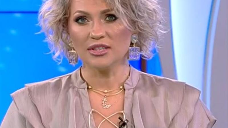 Designerul Monica Stoica susține că a fost țepuită de Andra Voloș, fosta iubită a lui Bogdan Mocanu.Despre ce sumă de bani e vorba