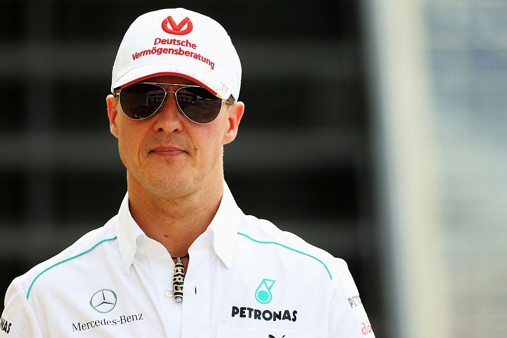 Michel Schumacher cu șapcă și ochelari d esoare