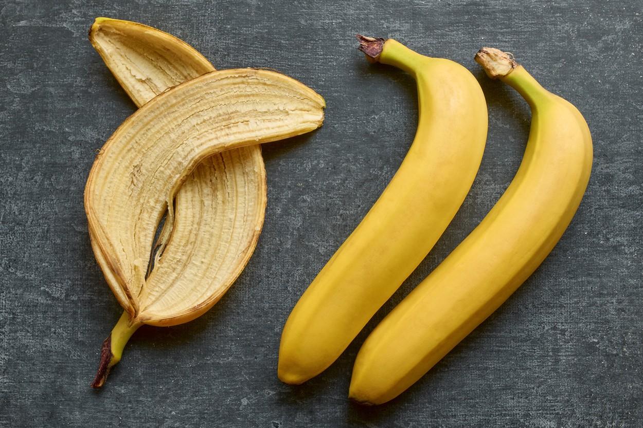 imagine cu coji de banane