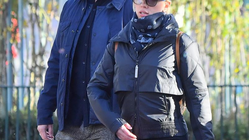 Scarlett Johansson este însărcinată și va deveni mamă pentru a doua oară. Anunțul a fost făcut de soțul ei, Colin Jost